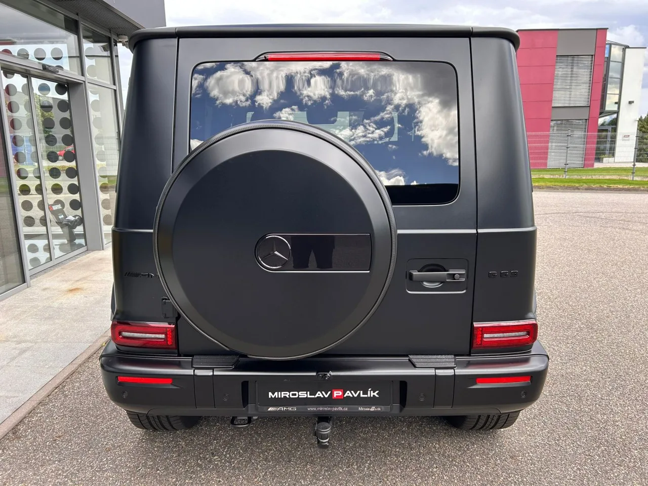2026 Mercedes-AMG G 63 Superior, 22-inch package offered by a specialist dealer in Písek, Czechia, photo 6 of 16