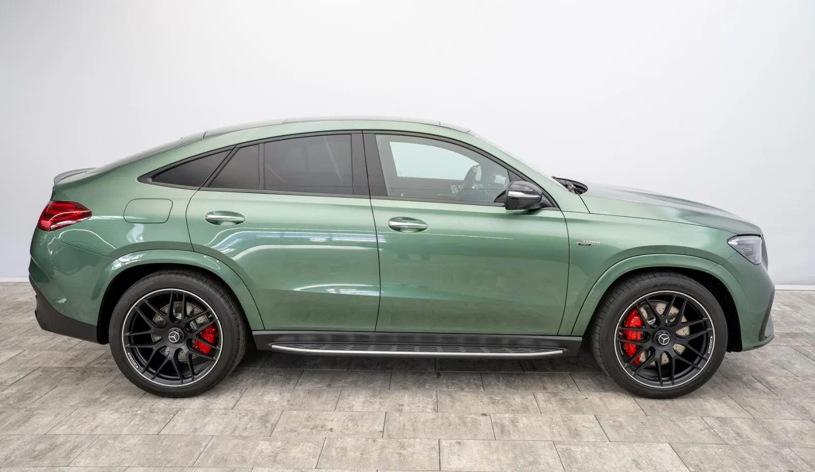 2026 Mercedes-AMG GLE 53 Coupé Hybrid 4MATIC+, 5/30