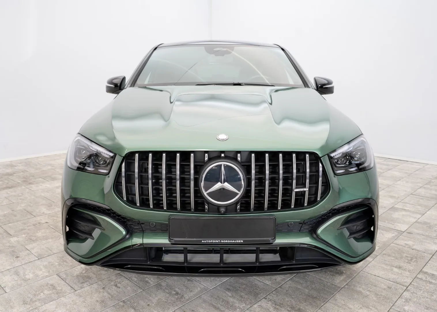 2026 Mercedes-AMG GLE 53 Coupé Hybrid 4MATIC+, 7/30