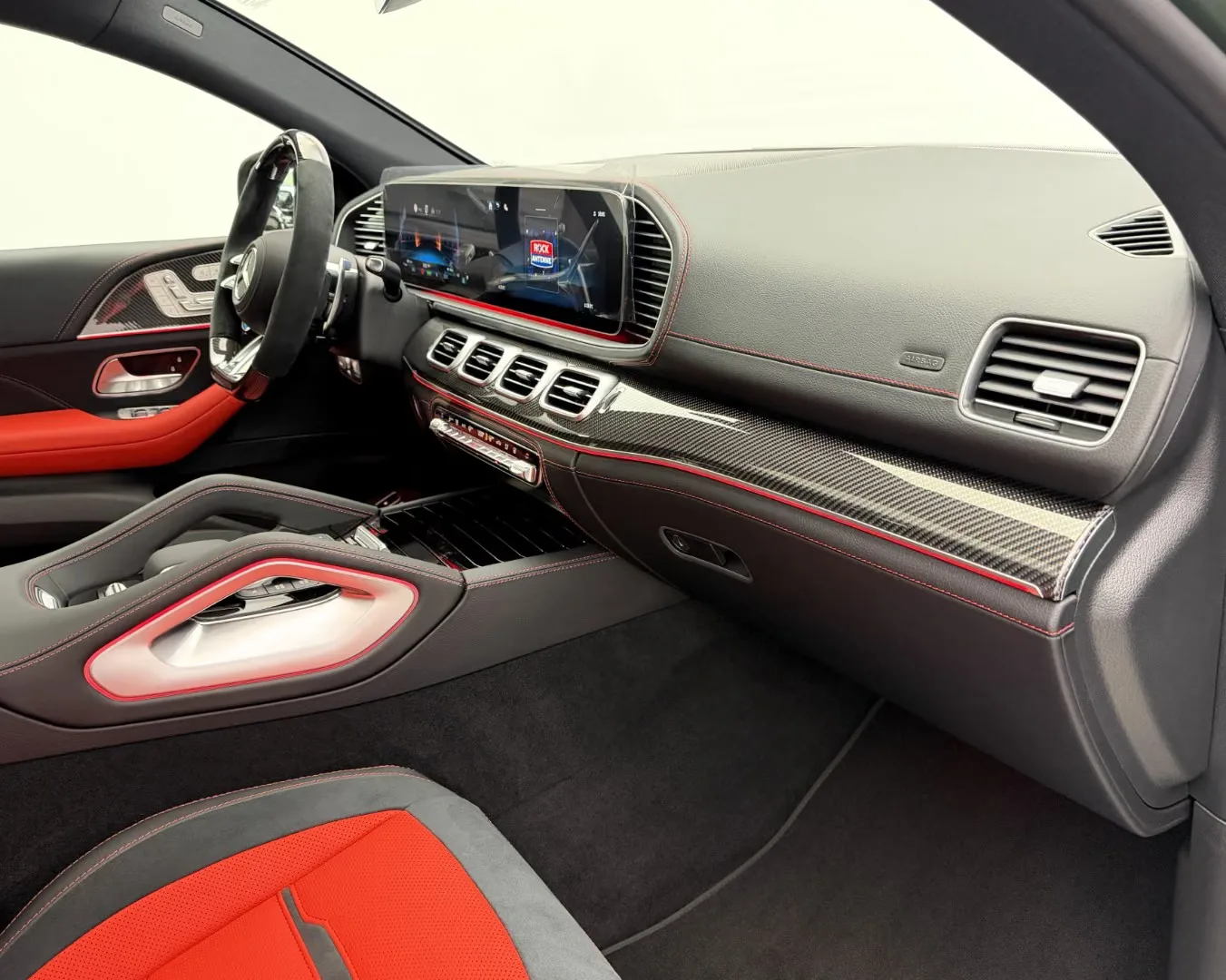 2026 Mercedes-AMG GLE 53 Coupé Hybrid 4MATIC+, 12/30