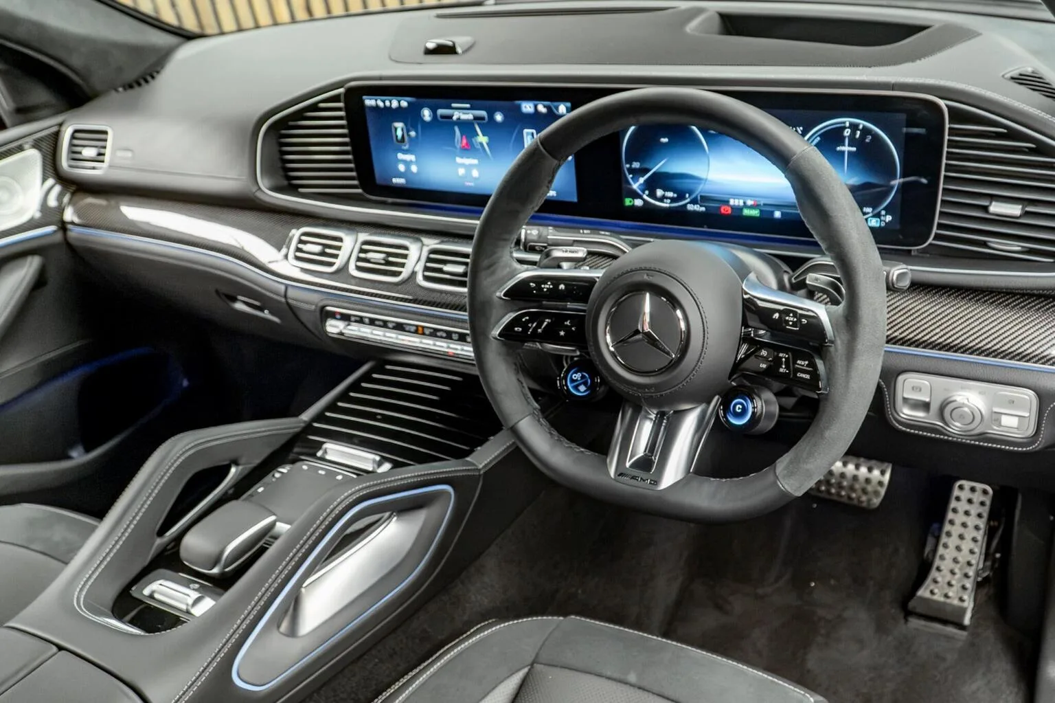 2026 Mercedes-AMG GLE 53 Coupé Hybrid Night Edition, 22/30
