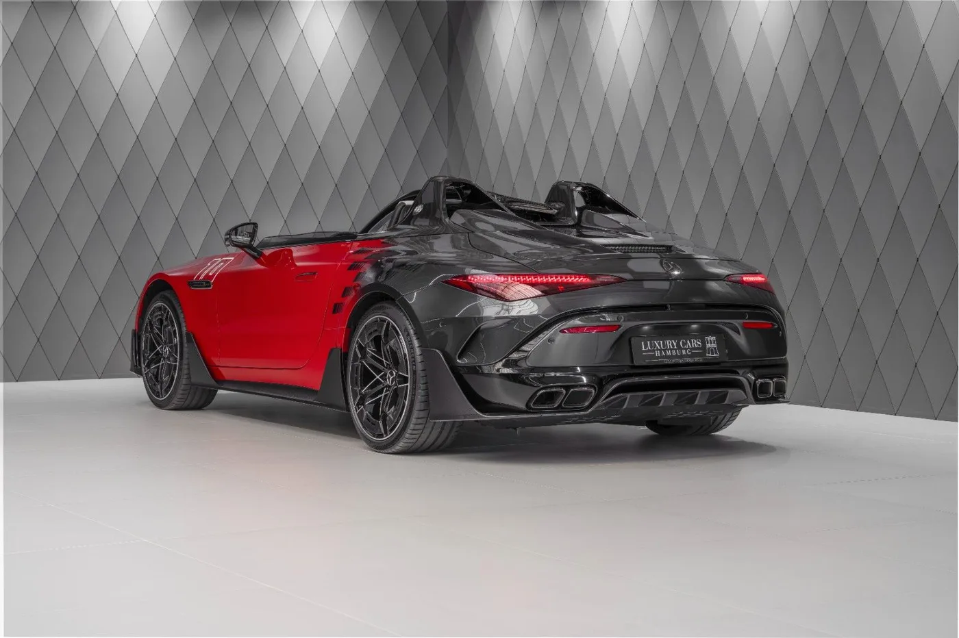2026 Mercedes-AMG PureSpeed angeboten von einem Supersportwagenhändler in Schenefeld, Deutschland, Foto 5 von 25