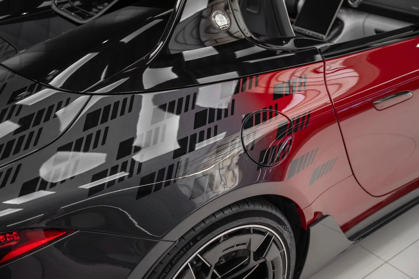 2026 Mercedes-AMG PureSpeed angeboten von einem Supersportwagenhändler in Schenefeld, Deutschland, Foto 11 von 25