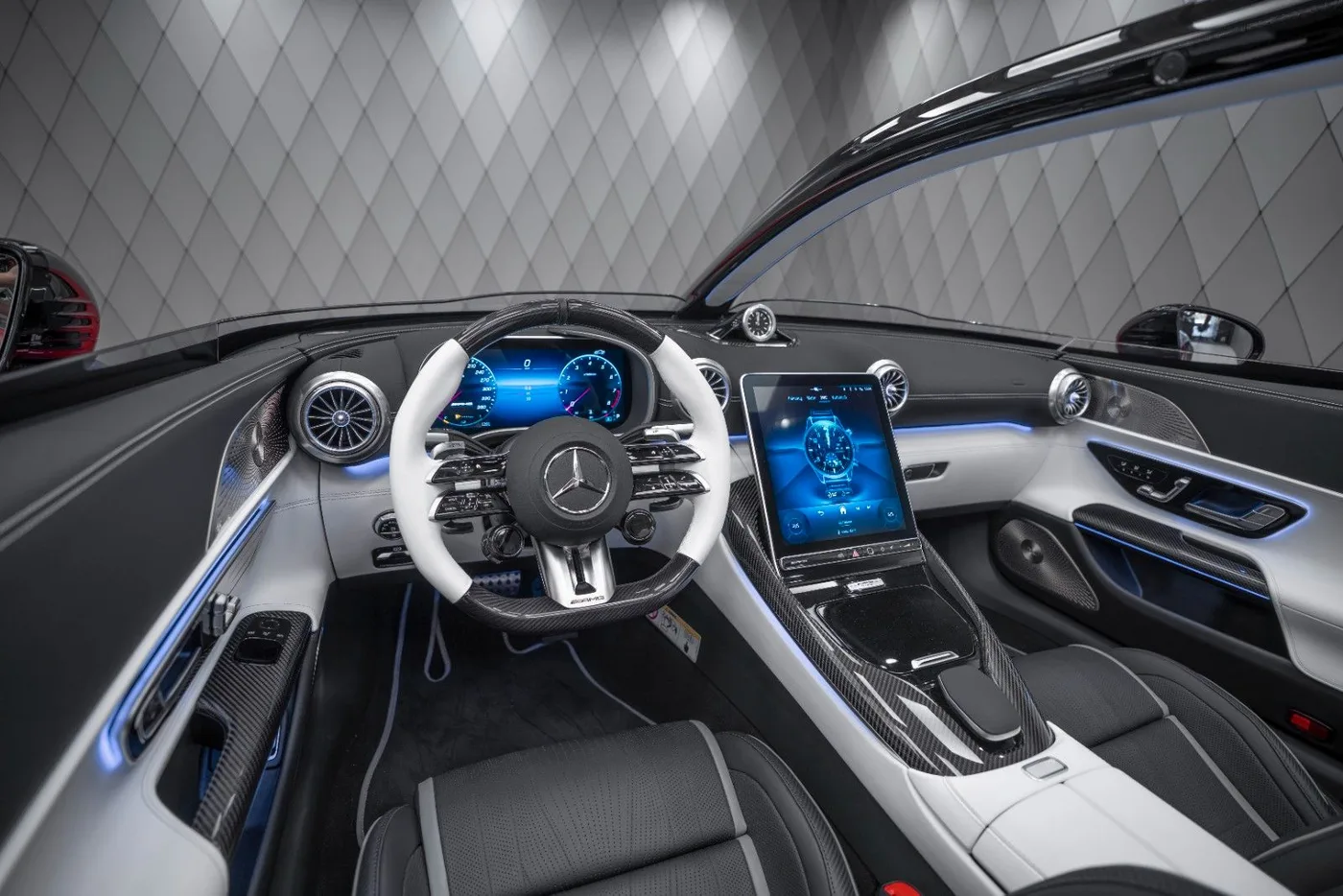 2026 Mercedes-AMG PureSpeed angeboten von einem Supersportwagenhändler in Schenefeld, Deutschland, Foto 21 von 25