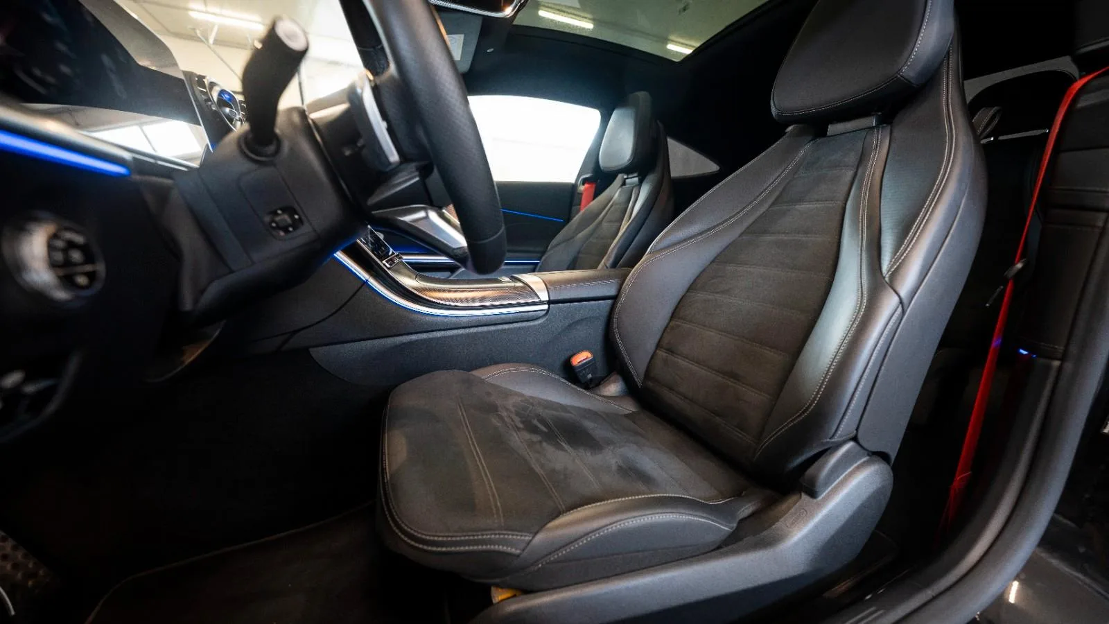 2026 Mercedes-Benz CLE 180 Coupé, AMG Line, 11/12