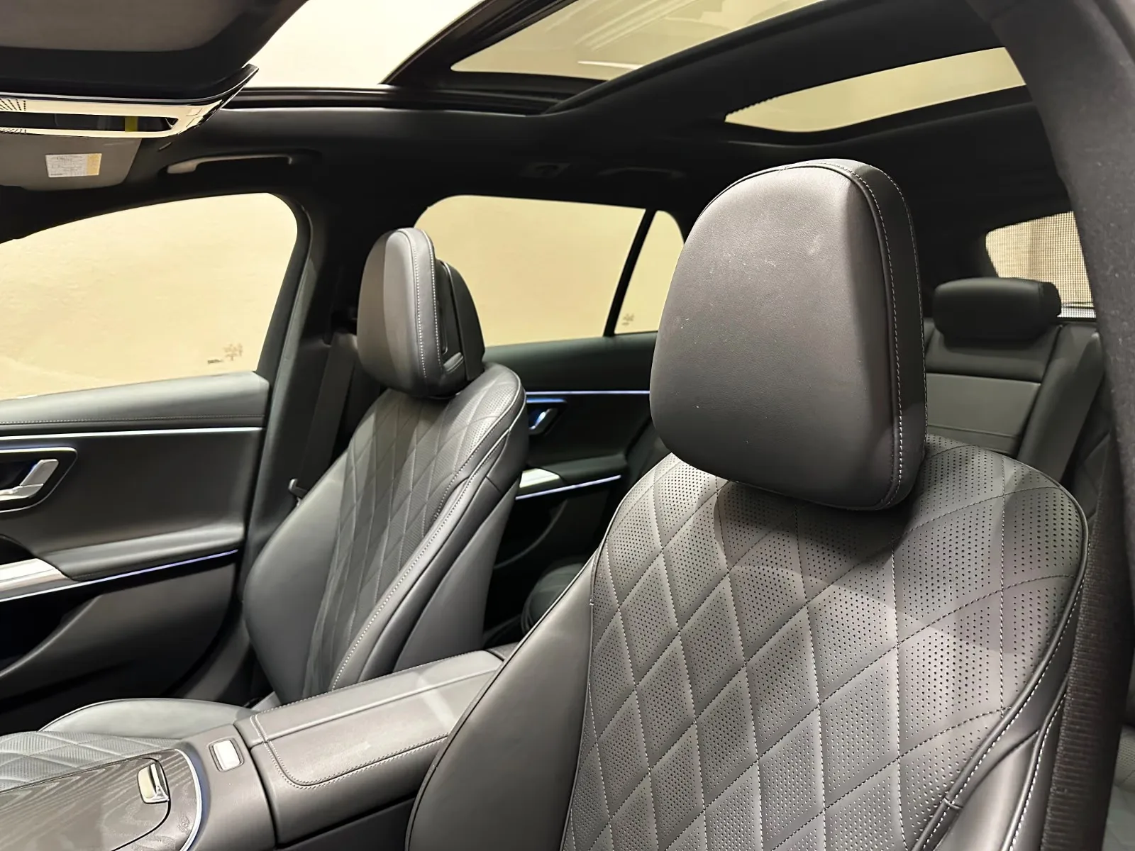 2026 Mercedes-Benz E 300 e Estate, AMG Line, 11/27