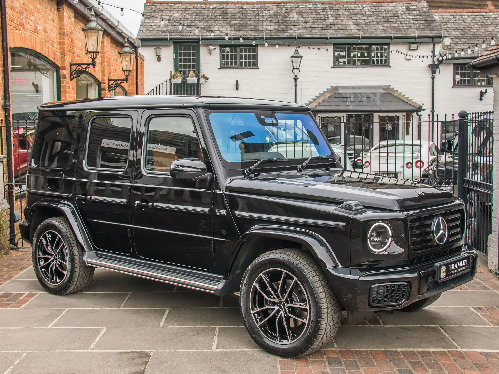 2026 Mercedes-Benz G 450 d Premium Plus, 4/24
