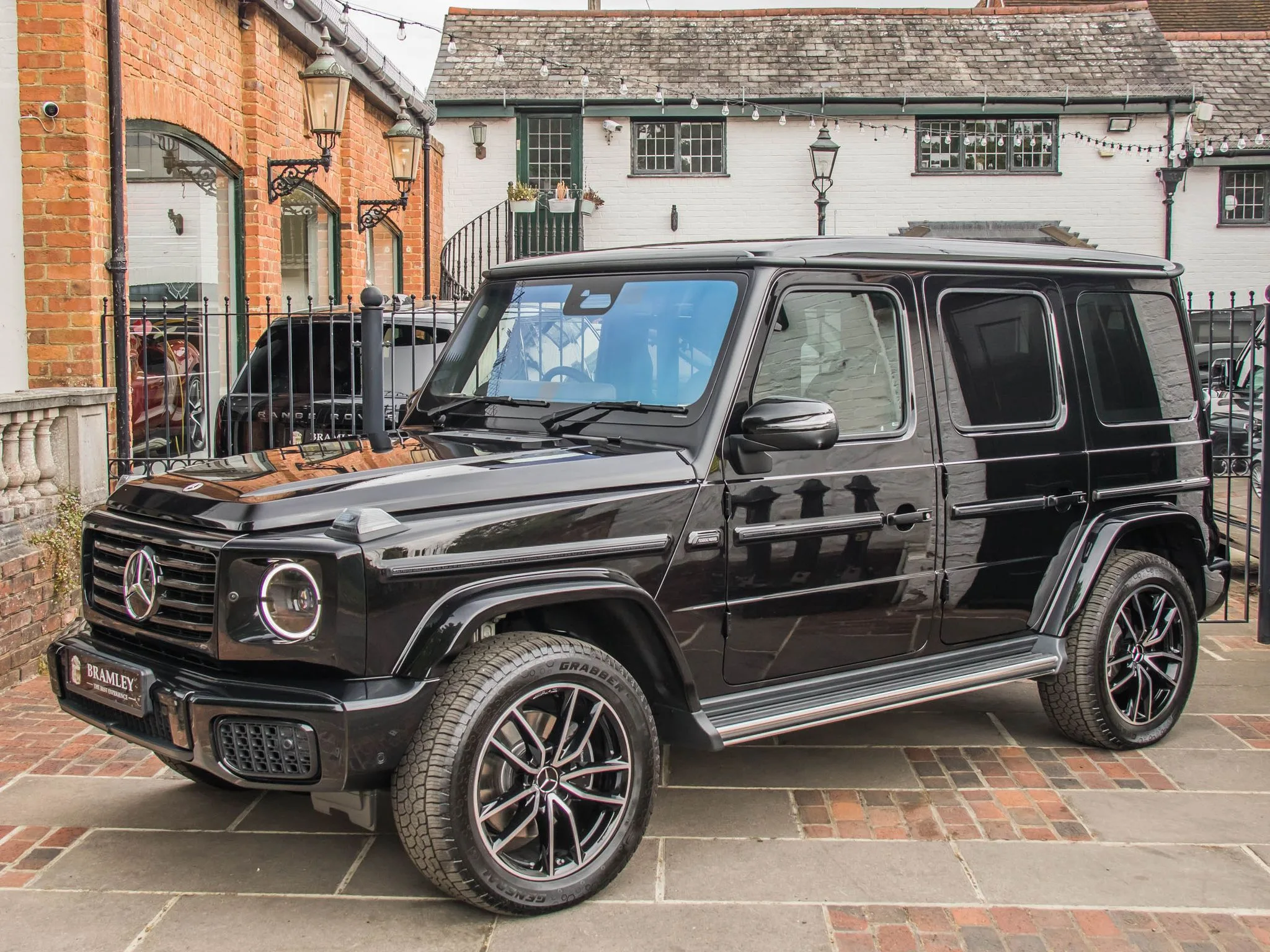 2026 Mercedes-Benz G 450 d Premium Plus, 6/24