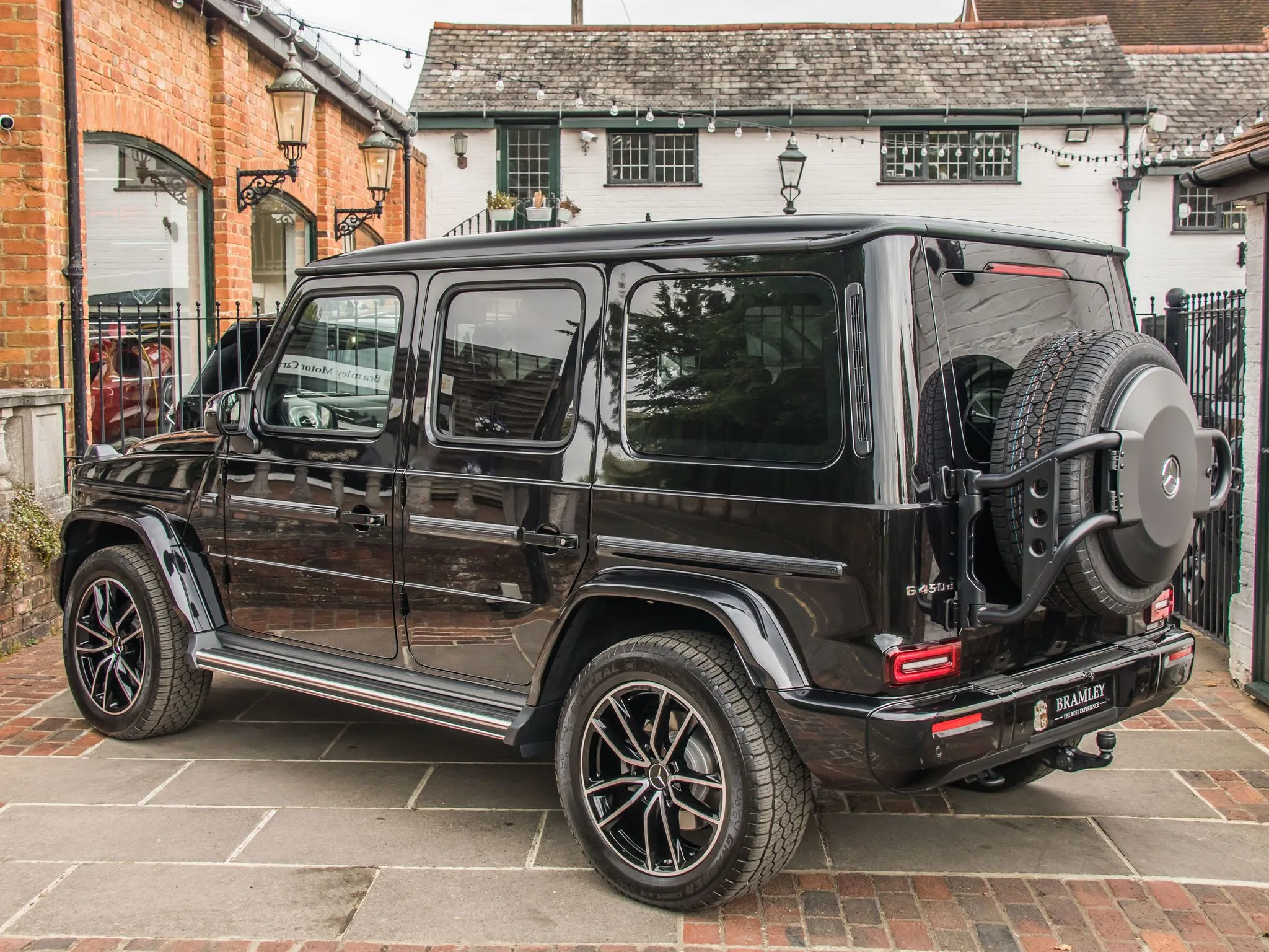 2026 Mercedes-Benz G 450 d Premium Plus, 7/24
