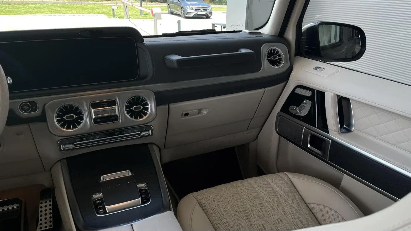 2026 Mercedes-Benz G 450 d AMG Line, 10/15