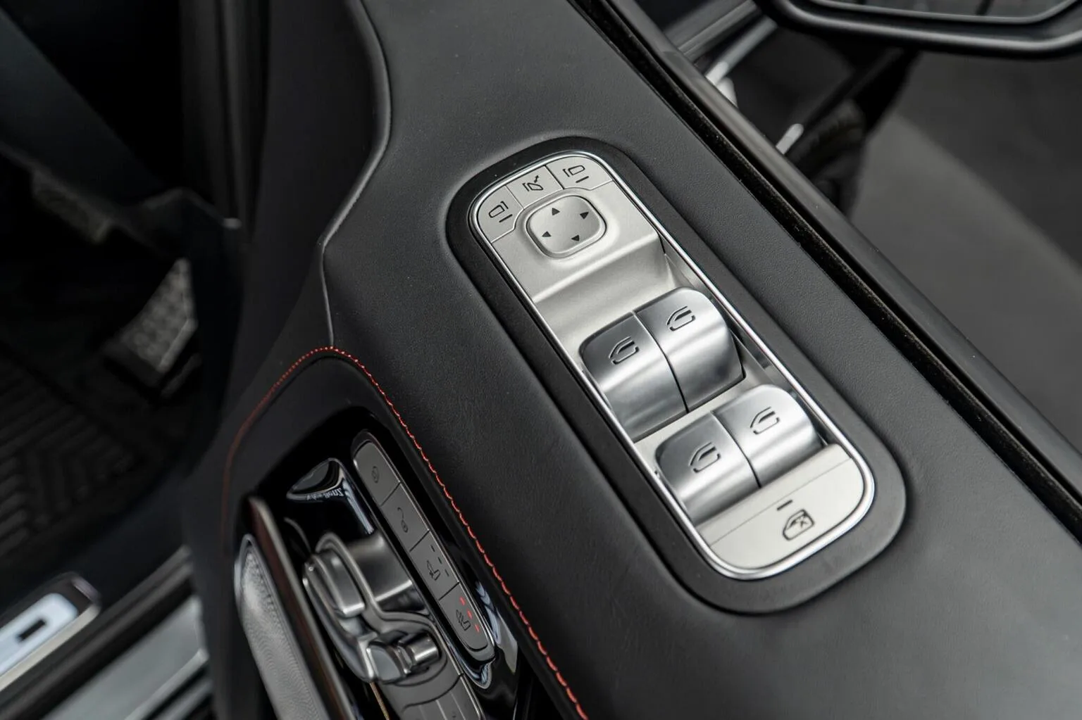 2026 Mercedes-Benz G 450 d AMG Line, 29/30