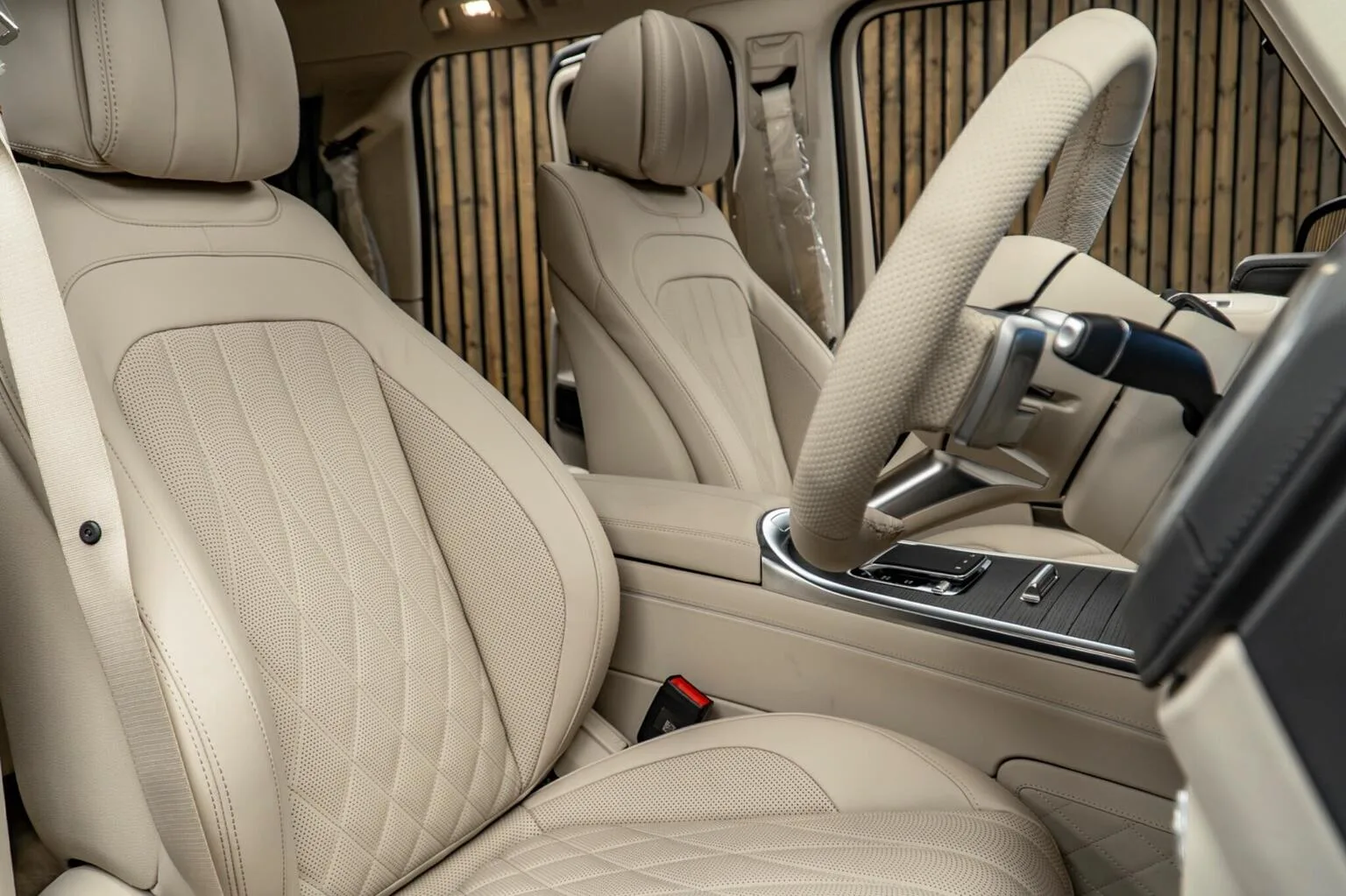 2026 Mercedes-Benz G 580 with EQ Technology AMG Line, 2/30