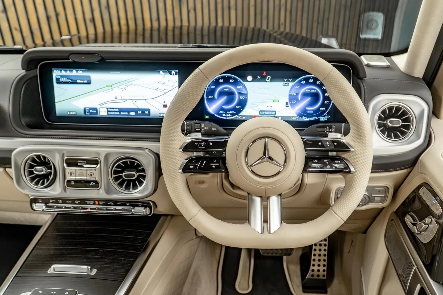 2026 Mercedes-Benz G 580 with EQ Technology AMG Line, 25/30