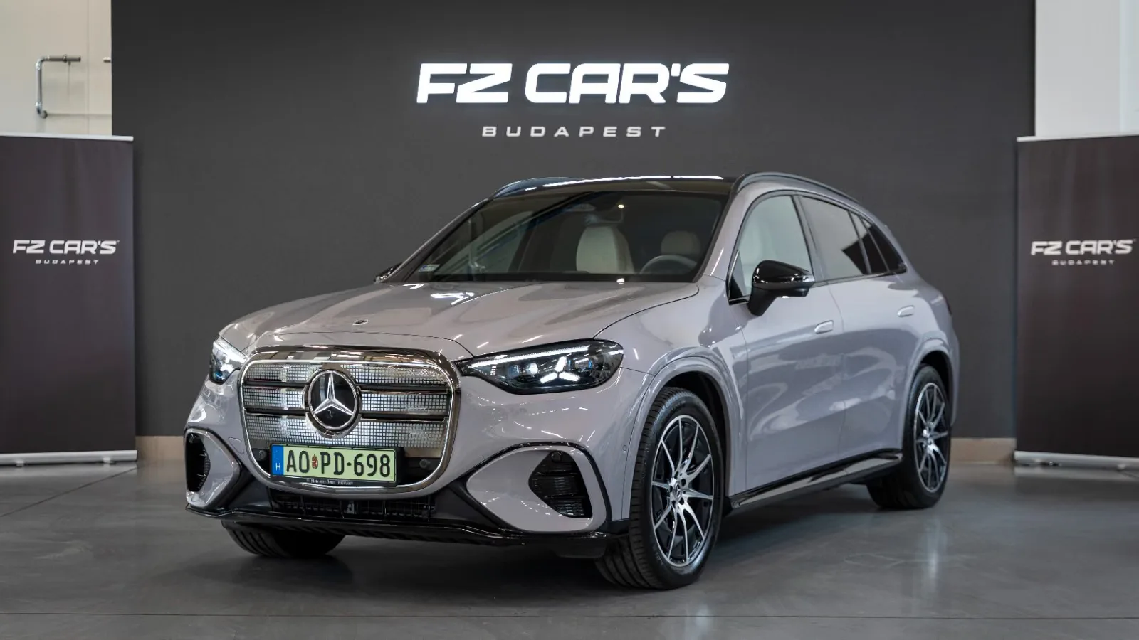 2026 Mercedes-Benz GLC 400 4MATIC with EQ Technology AMG Line angeboten von einem Fachhändler in Budapest, Ungarn, Hauptfoto