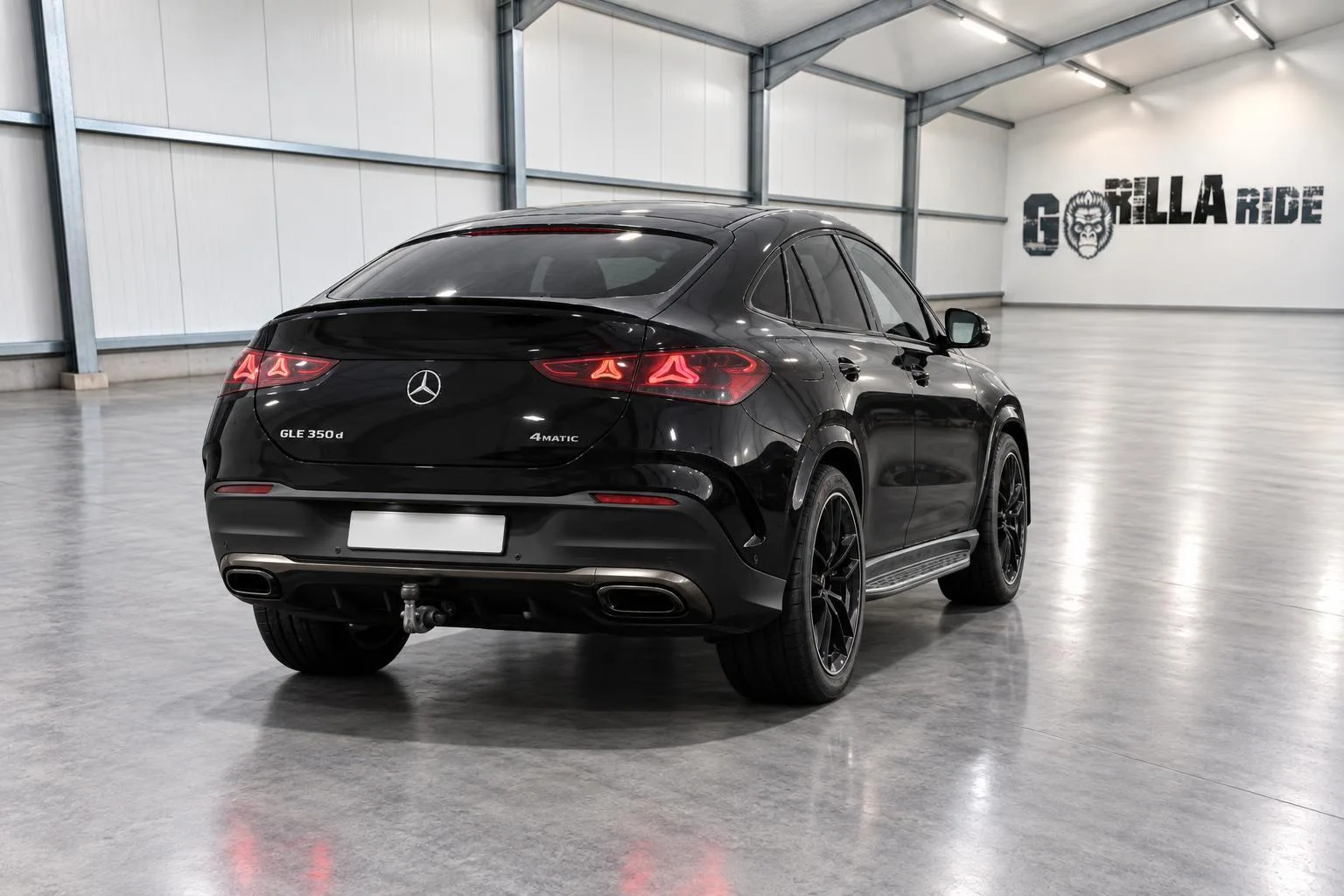 2026 Mercedes-Benz GLE 350 d 4MATIC Coupé, AMG Line Plus, 4/5