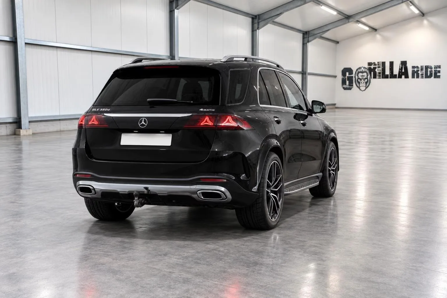 2026 Mercedes-Benz GLE 350 d 4MATIC, AMG Line, 3/5