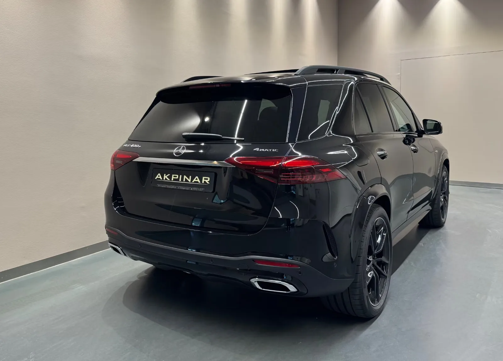 2026 Mercedes-Benz GLE 400 e 4MATIC, AMG Line, 4/23