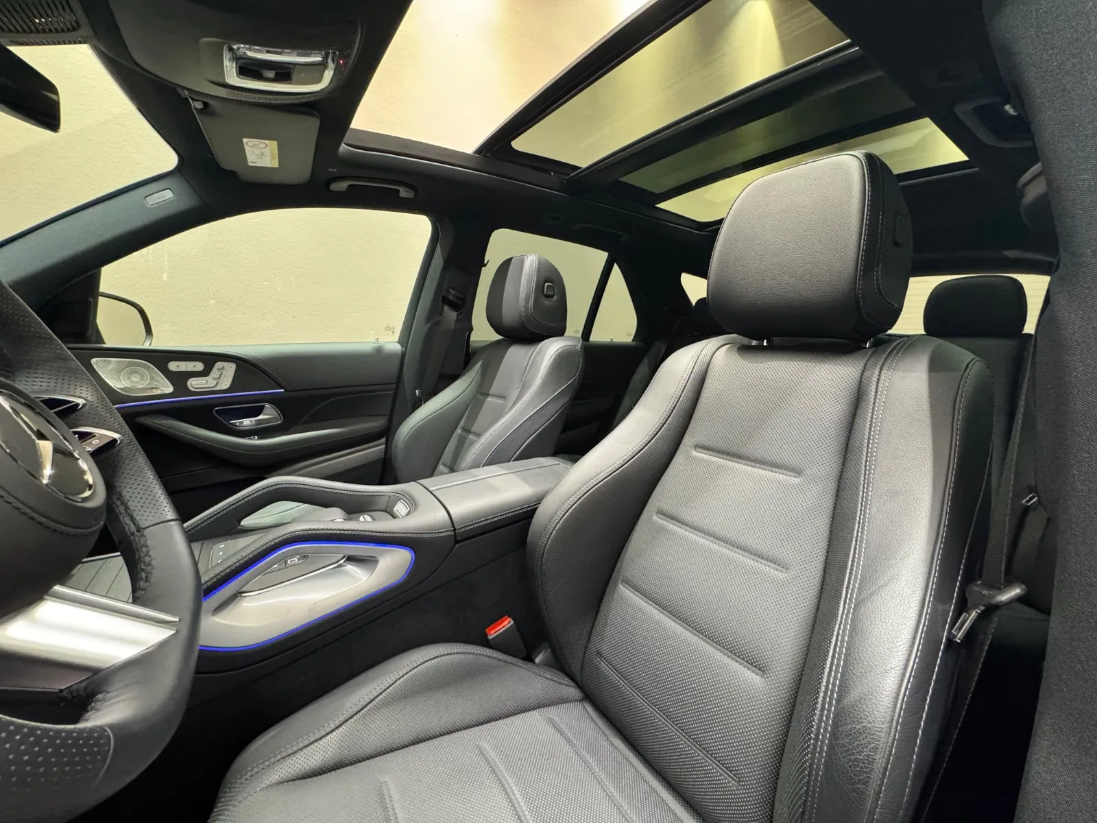 2026 Mercedes-Benz GLE 400 e 4MATIC, AMG Line, 10/23