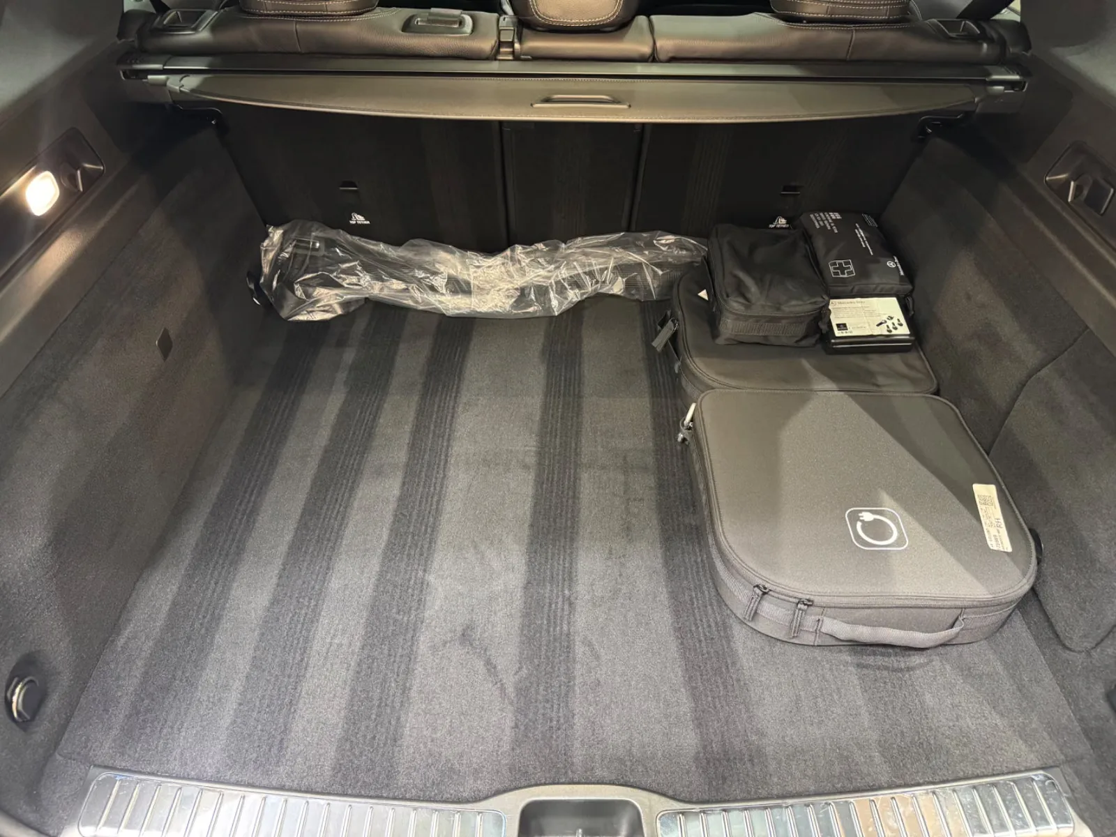 2026 Mercedes-Benz GLE 400 e 4MATIC, AMG Line, 15/23