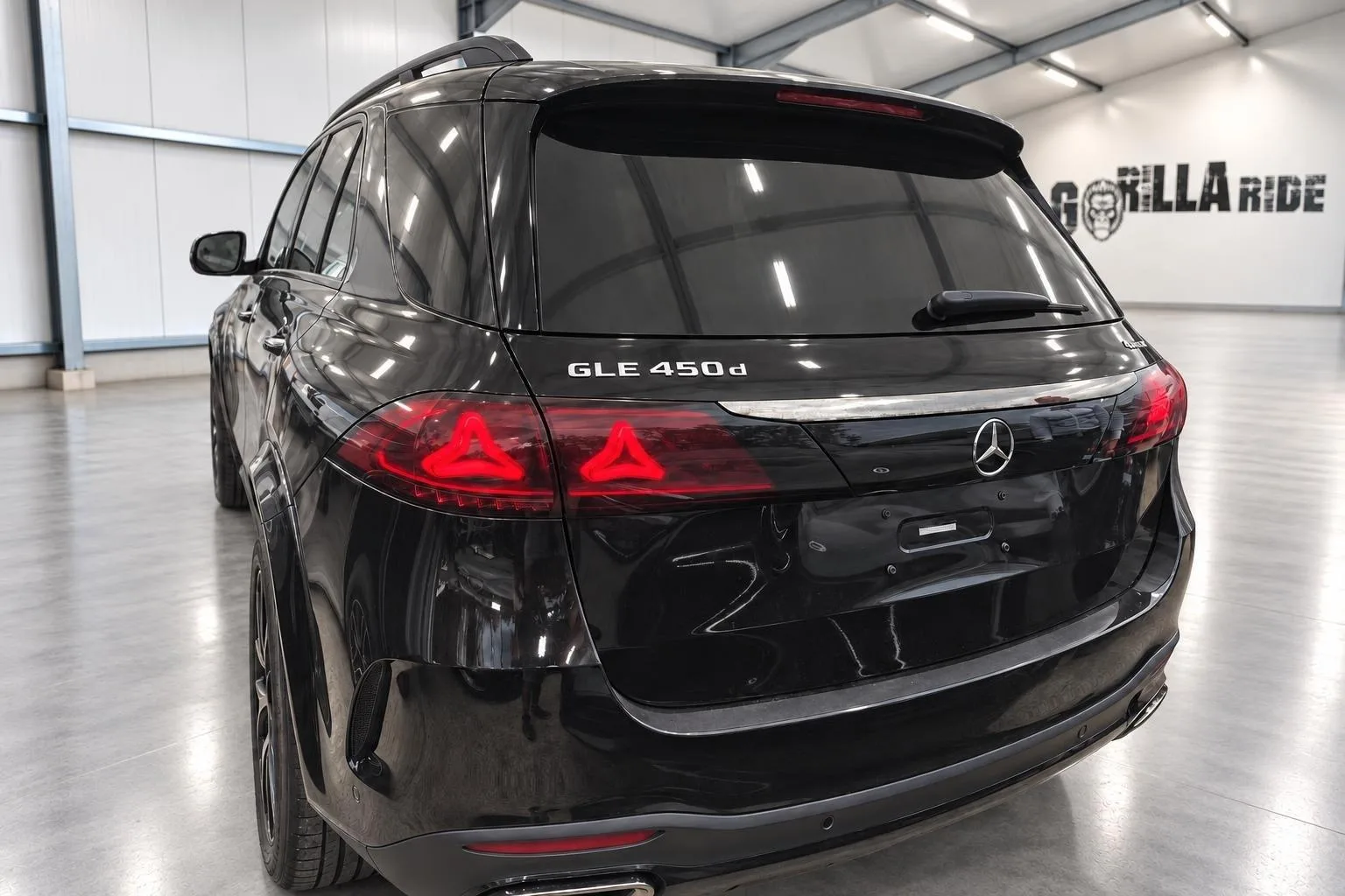 2026 Mercedes-Benz GLE 450 d 4MATIC, 2/6