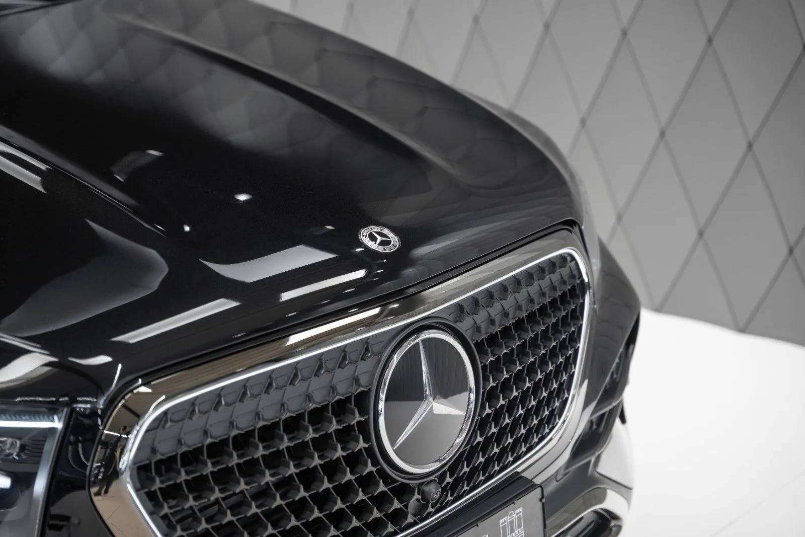 2026 Mercedes-Benz GLE 450 d, 8/29