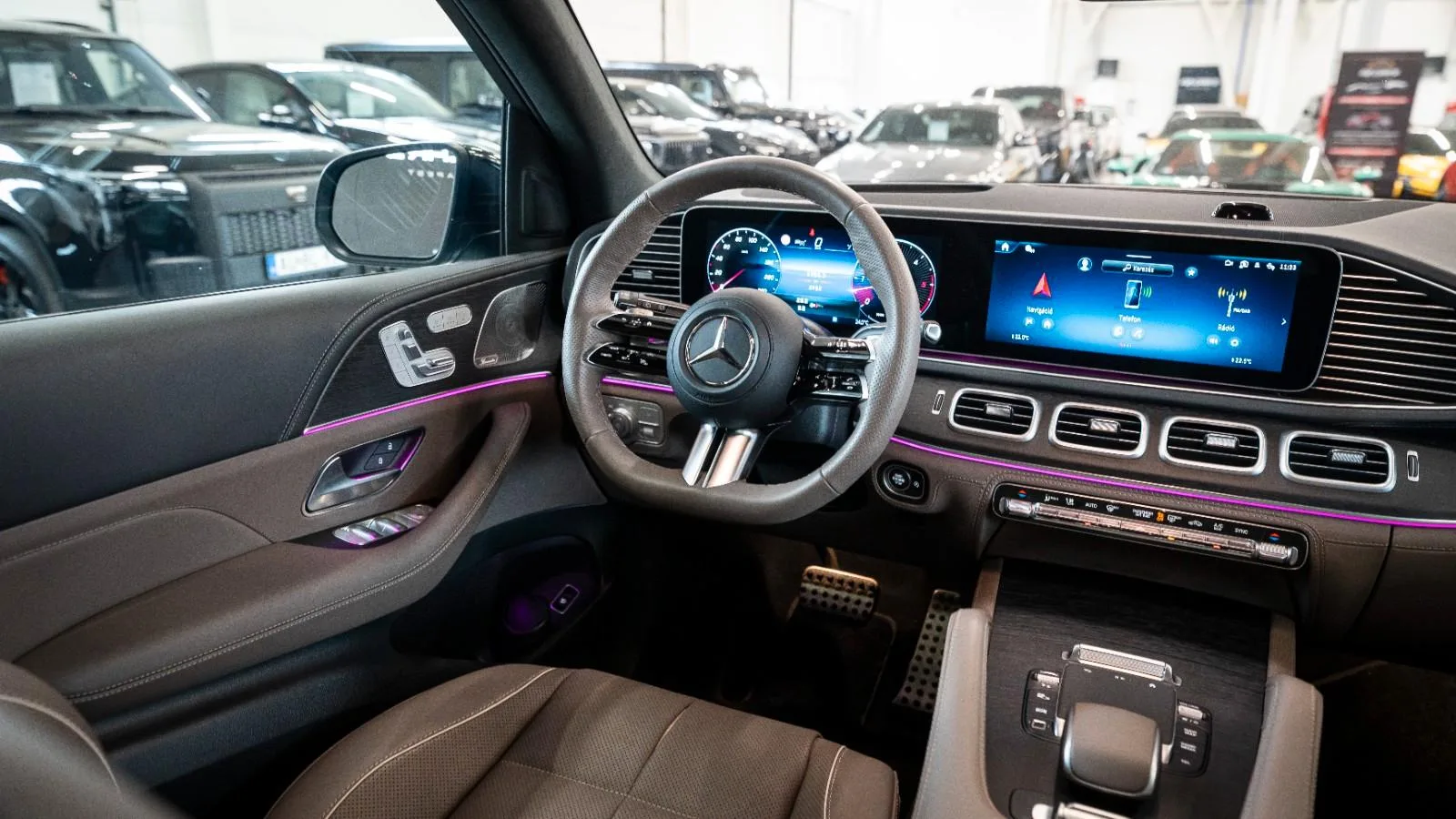 2026 Mercedes-Benz GLS 450 d 4MATIC, AMG Line, 8/13