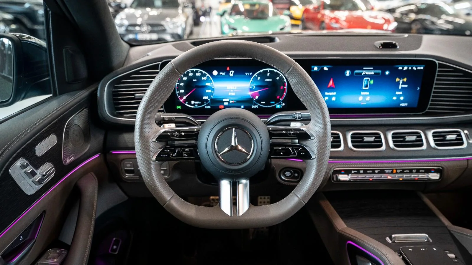 2026 Mercedes-Benz GLS 450 d 4MATIC, AMG Line, 9/13