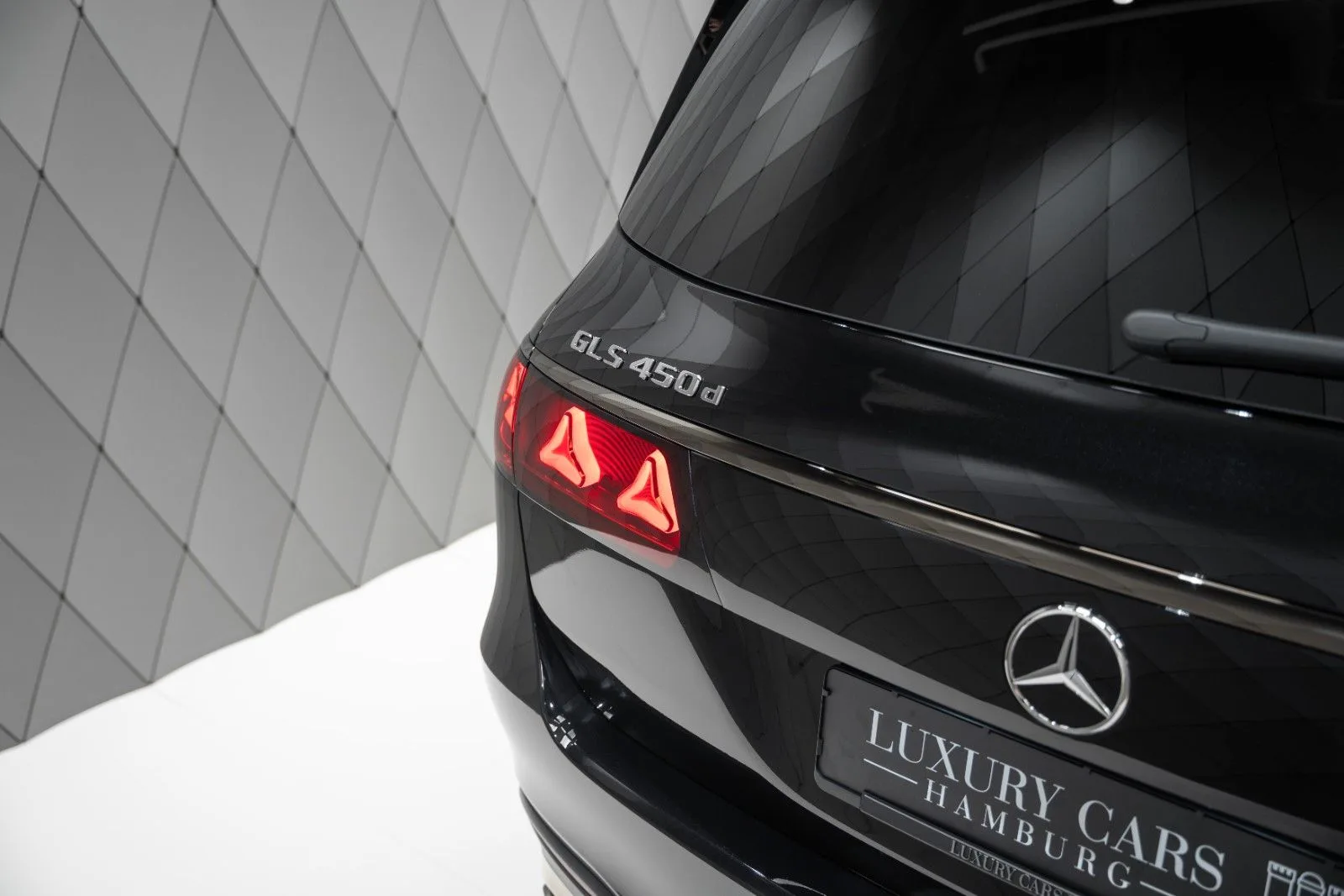 2026 Mercedes-Benz GLS 450 d, 10/30