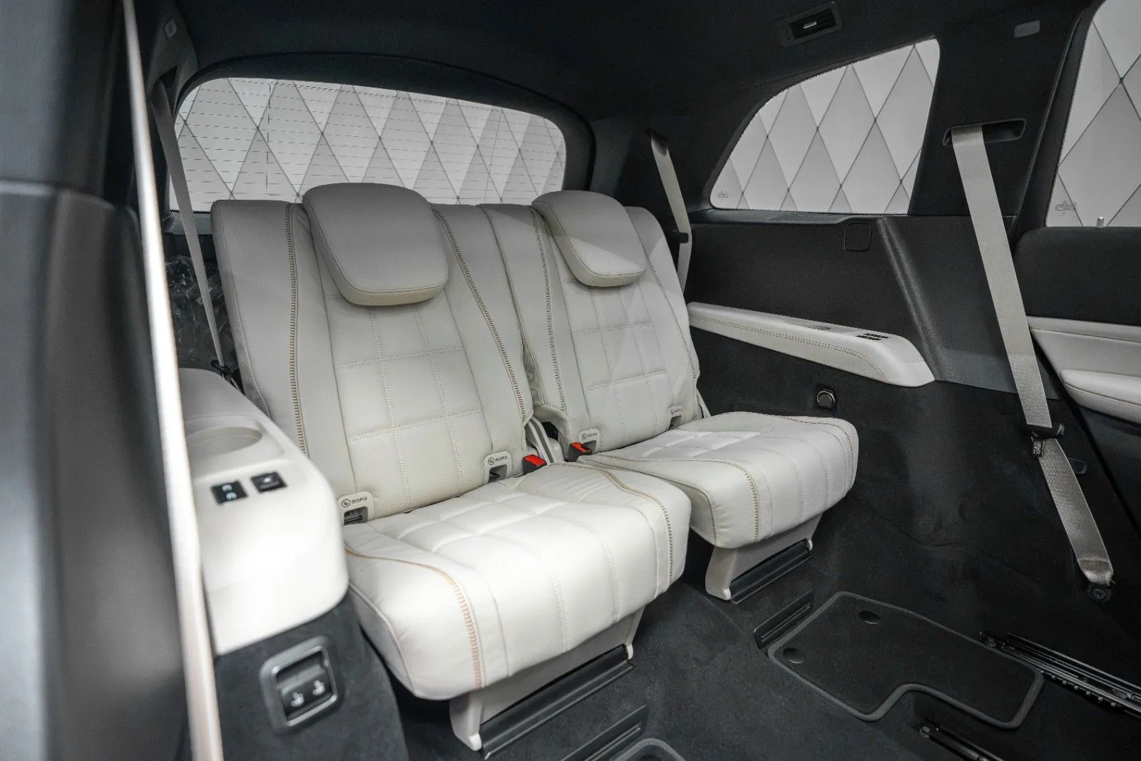 2026 Mercedes-Benz GLS 450 d, 19/30