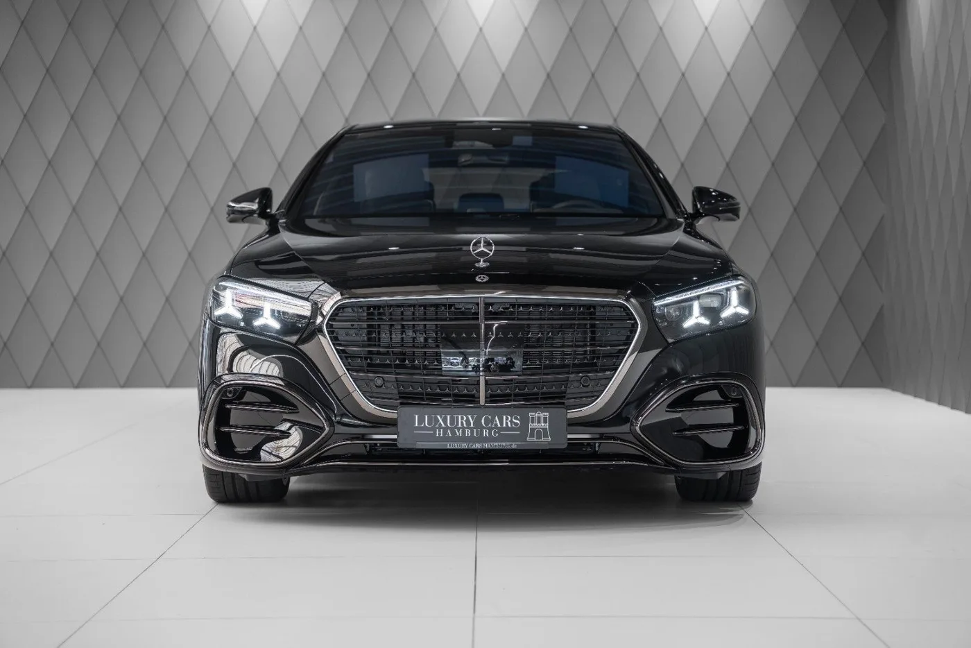 2026 Mercedes-Benz S 580 4MATIC, long proposée par un spécialiste de la supercar à Schenefeld, Allemagne, photo 2 sur 9