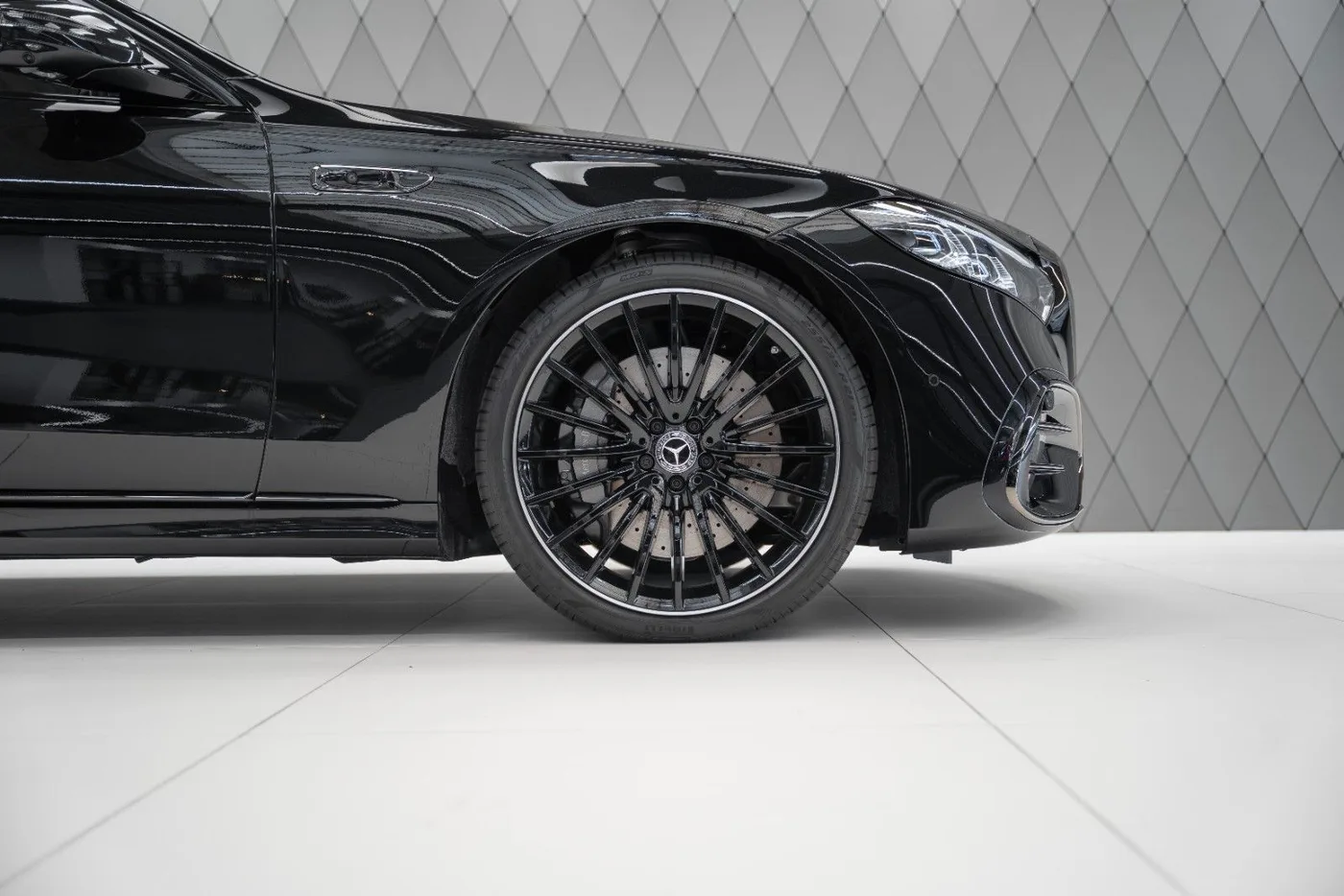 2026 Mercedes-Benz S 580 4MATIC, long proposée par un spécialiste de la supercar à Schenefeld, Allemagne, photo 7 sur 9