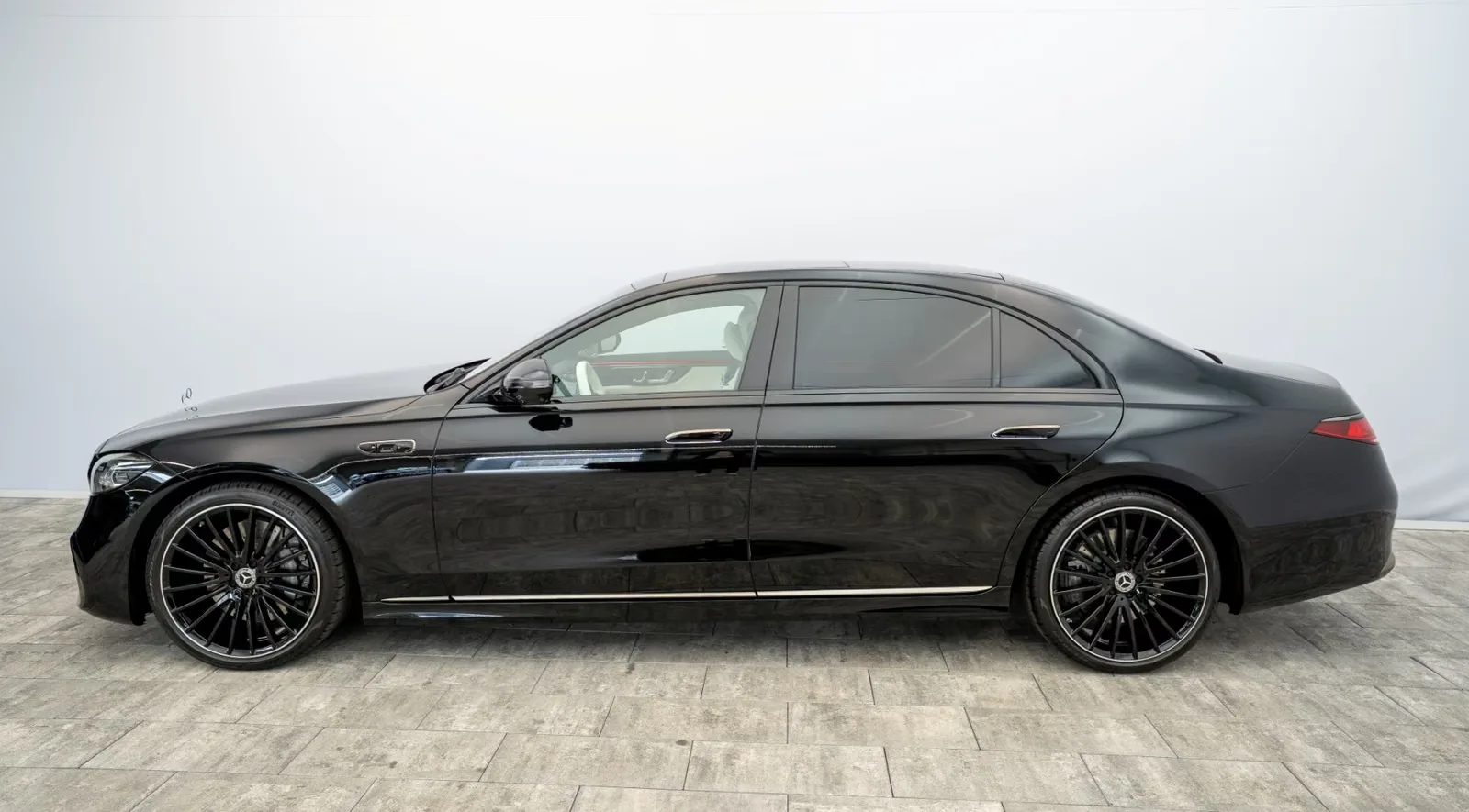 2026 Mercedes-Benz S 580 4MATIC Long, AMG Line, 8/30