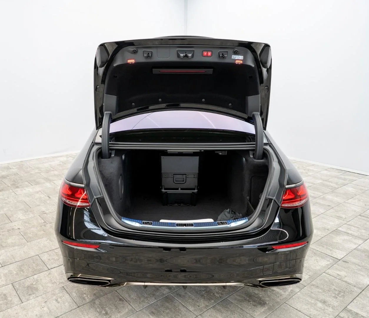 2026 Mercedes-Benz S 580 4MATIC Long, AMG Line, 28/30