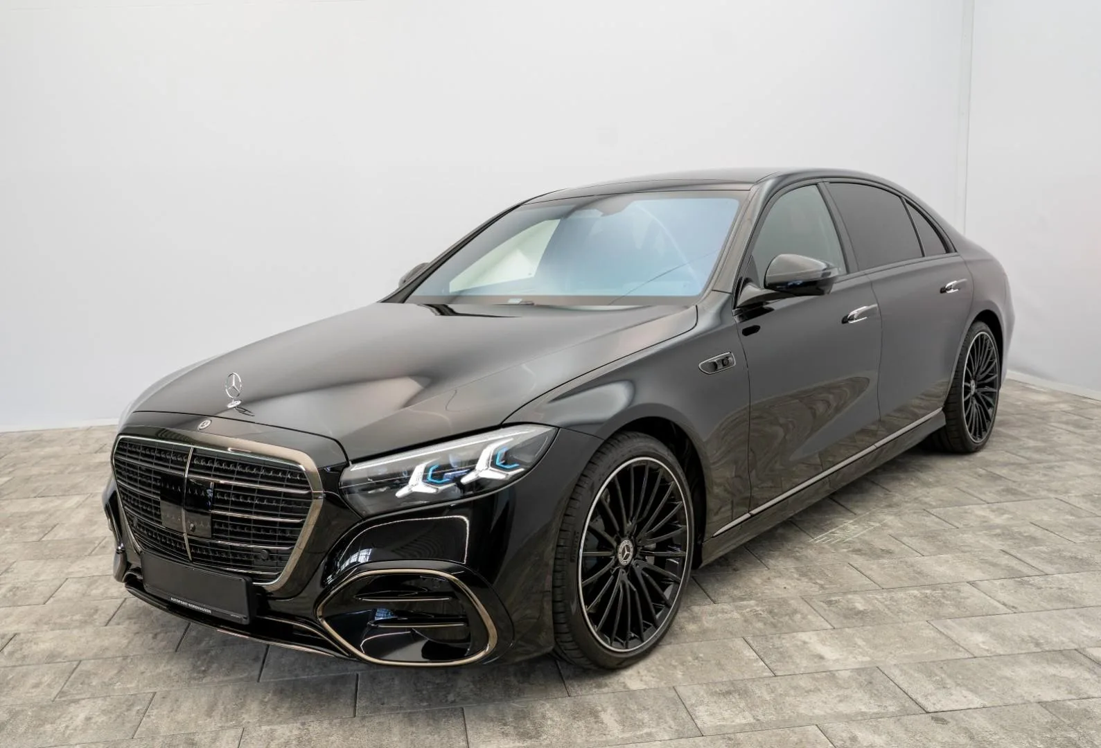 2026 Mercedes-Benz S 580 4MATIC Long, AMG Line offered by a specialist dealer in Nordhausen, Germany, main photo