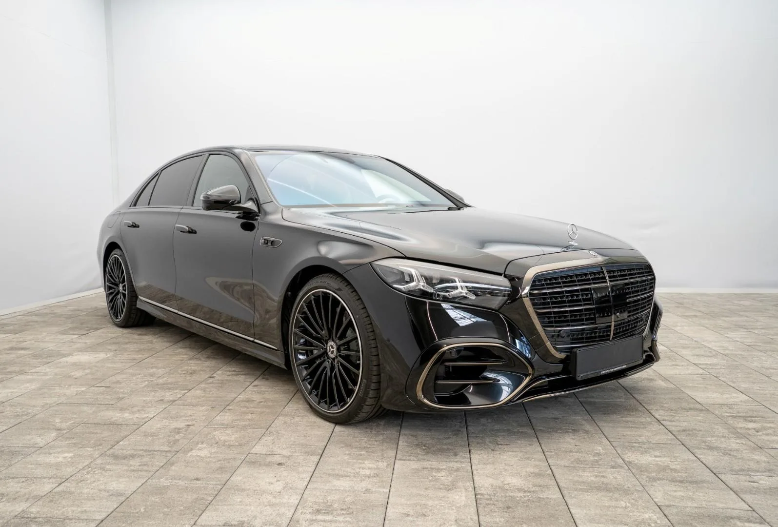 2026 Mercedes-Benz S 580 4MATIC Long, AMG Line, 5/30