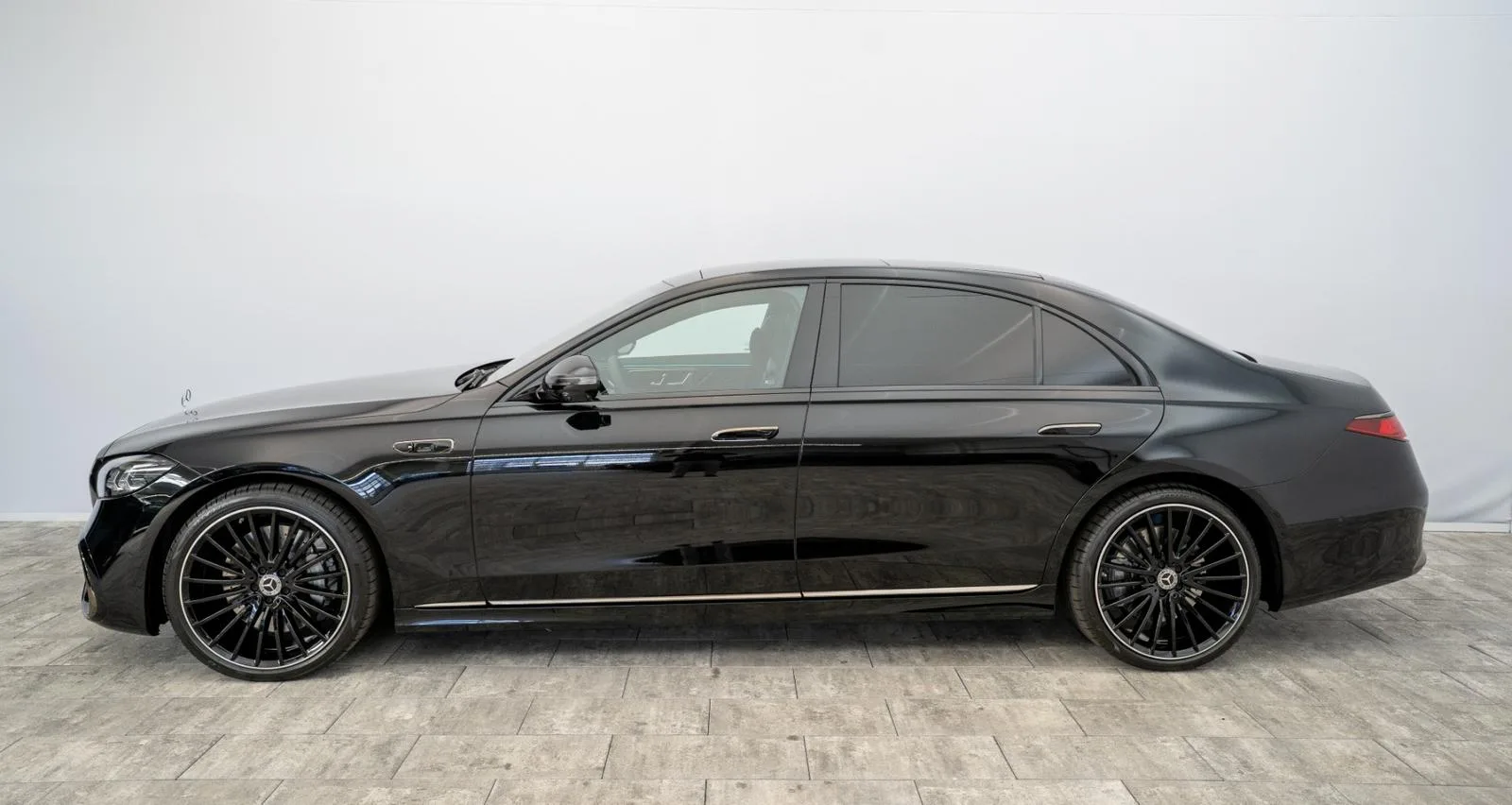 2026 Mercedes-Benz S 580 4MATIC Long, AMG Line, 9/30