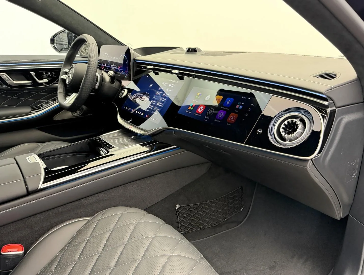 2026 Mercedes-Benz S 580 4MATIC Long, AMG Line, 14/30