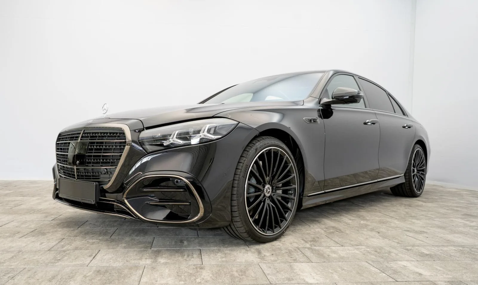 2026 Mercedes-Benz S 580 4MATIC Long, AMG Line offered by a specialist dealer in Nordhausen, Germany, main photo
