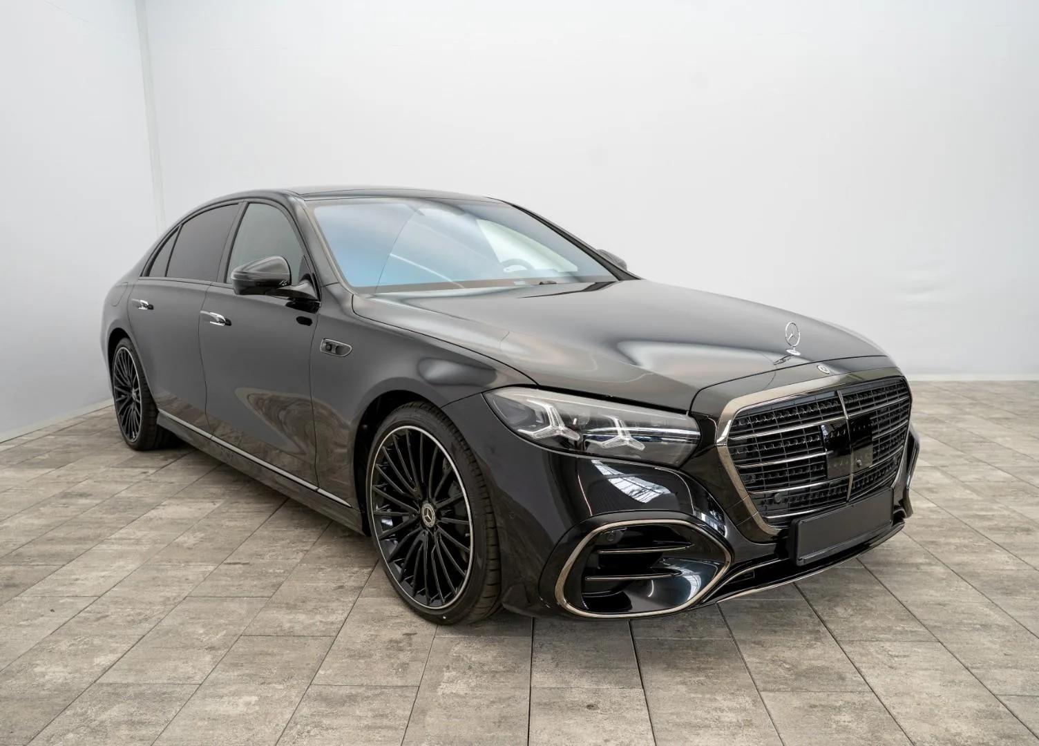 2026 Mercedes-Benz S 580 4MATIC Long, AMG Line, 5/30