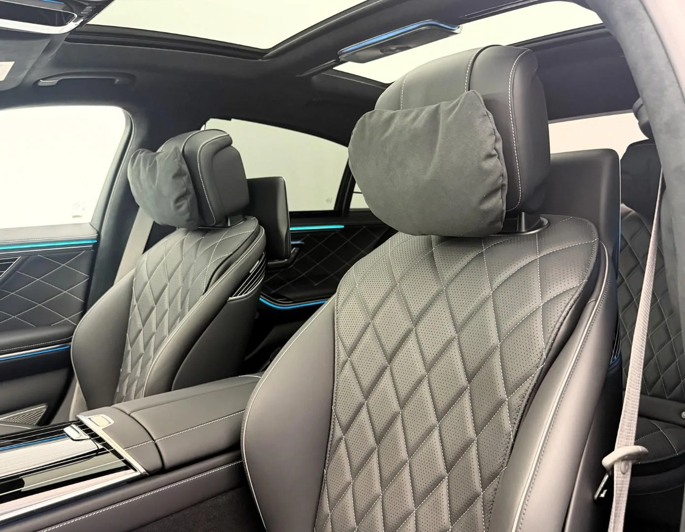 2026 Mercedes-Benz S 580 4MATIC Long, AMG Line, 19/30