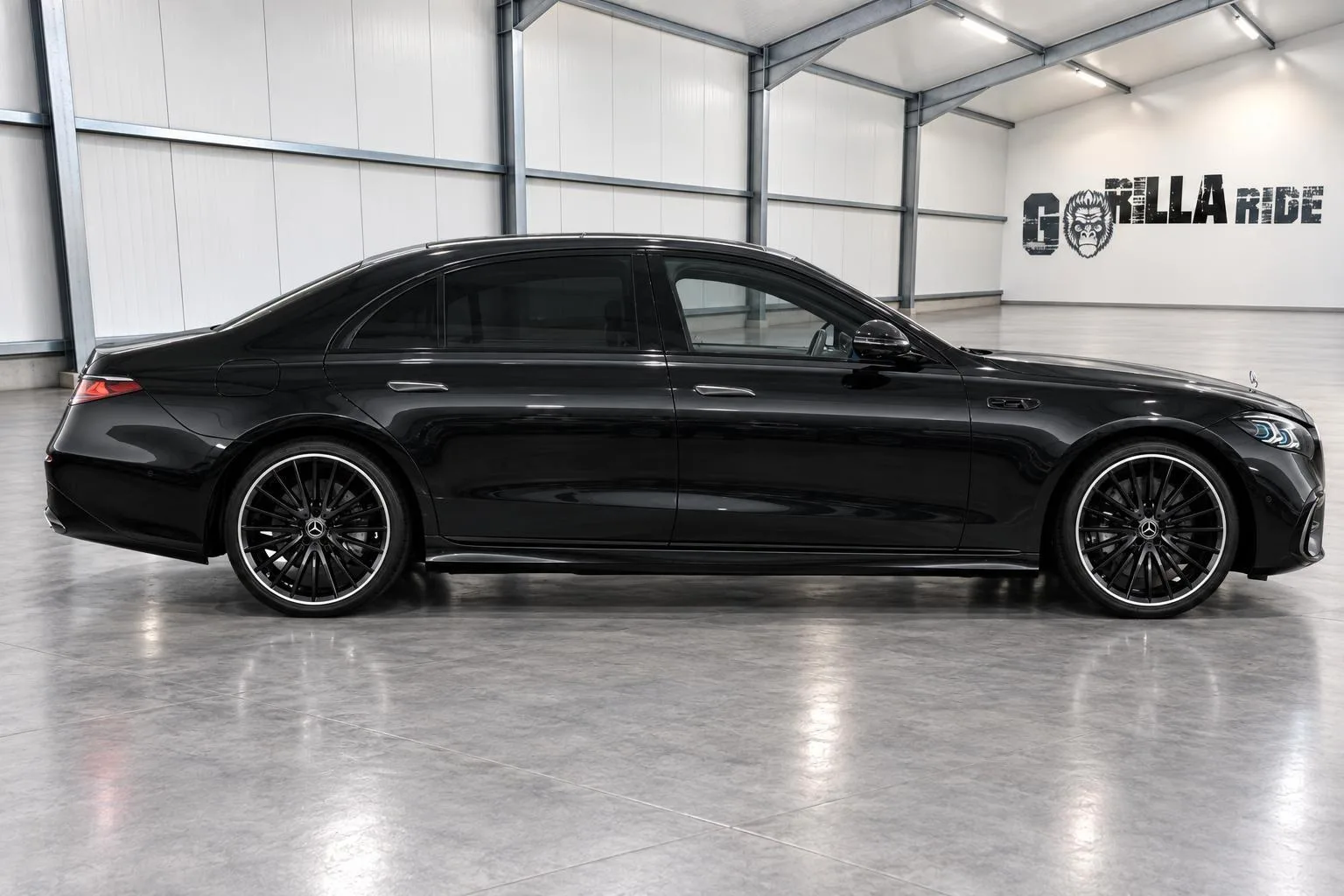 2026 Mercedes-Benz S 580 4MATIC Long, AMG Line, 3/6