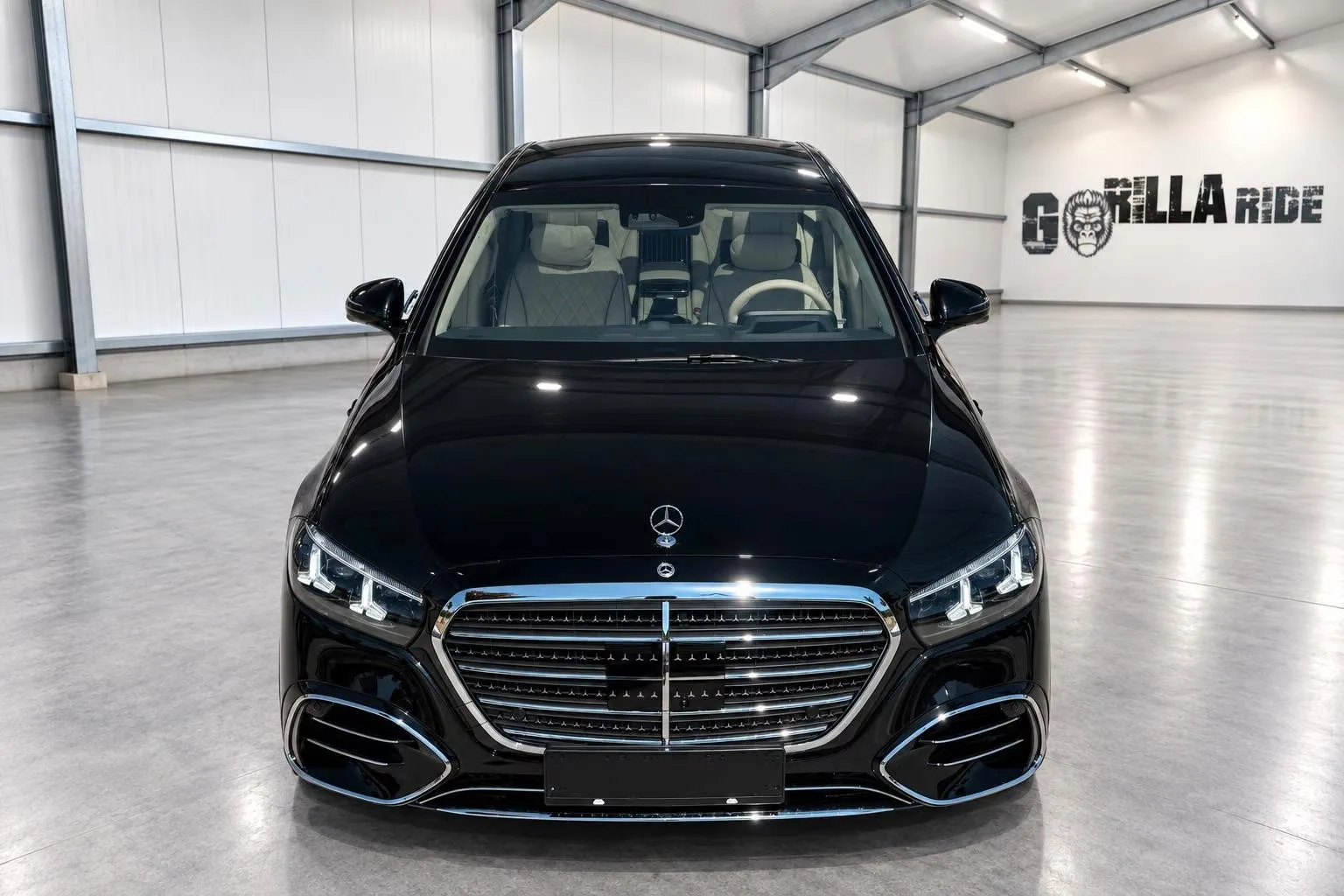 2026 Mercedes-Benz S 580 4MATIC Long, AMG Line, 2/8