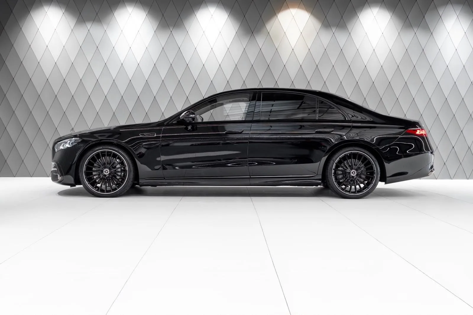 2026 Mercedes-Benz S 580, 4/18