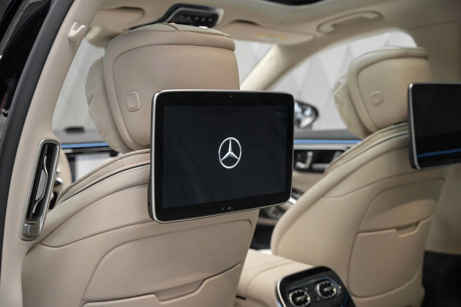 2026 Mercedes-Benz S 580, 23/29