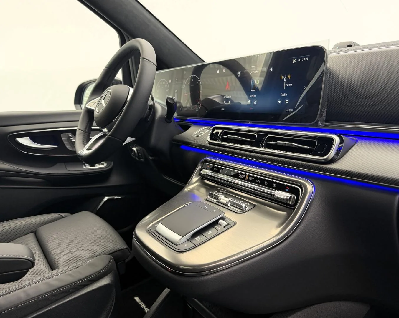 2026 Mercedes-Benz V 300 d 4MATIC Long, EXCLUSIVE AMG Line, 10/30