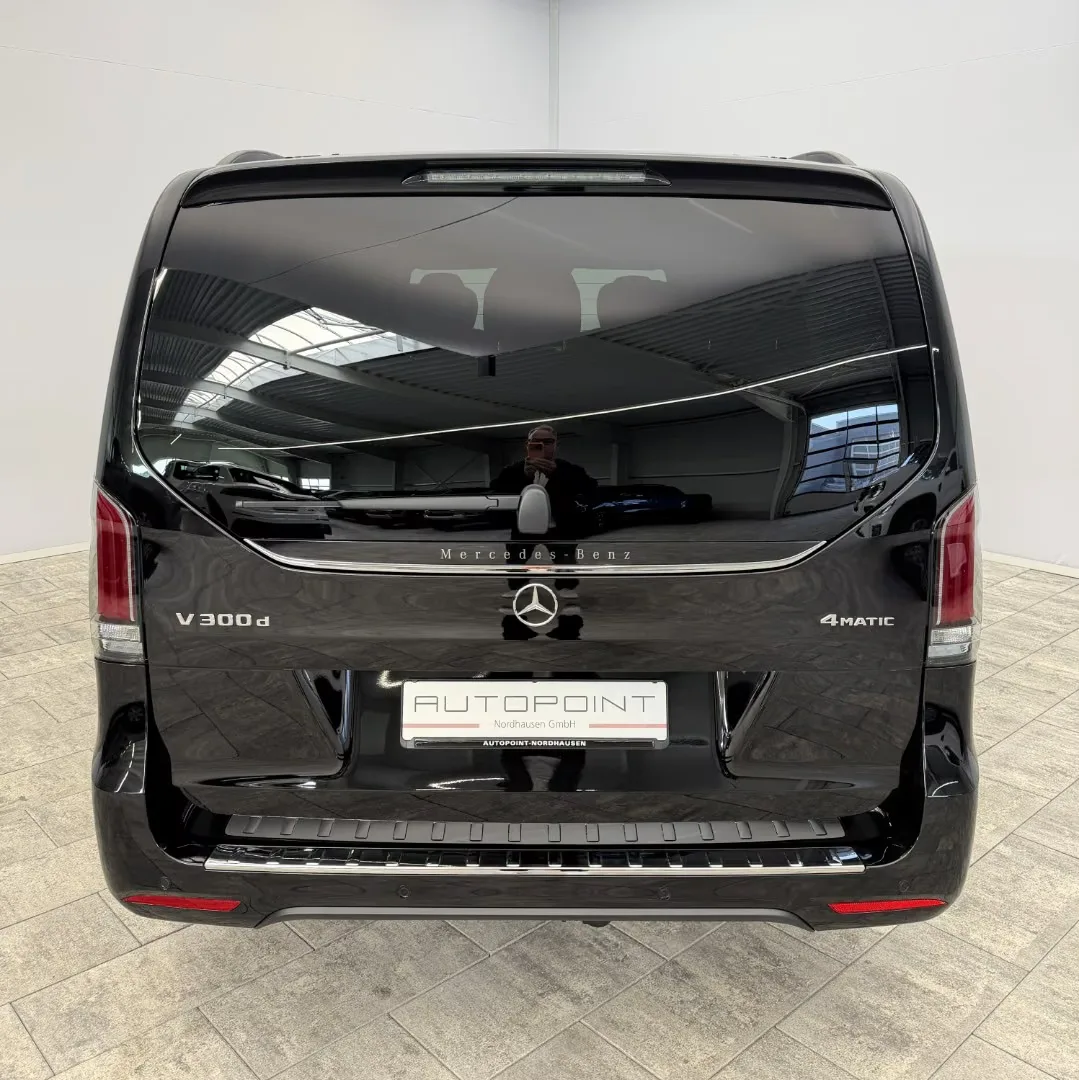 2026 Mercedes-Benz V 300 d 4MATIC Long, EXCLUSIVE AMG Line, 28/30