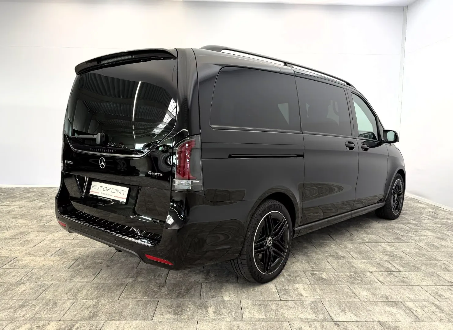 2026 Mercedes-Benz V 300 d 4MATIC Long, EXCLUSIVE AMG Line, 30/30