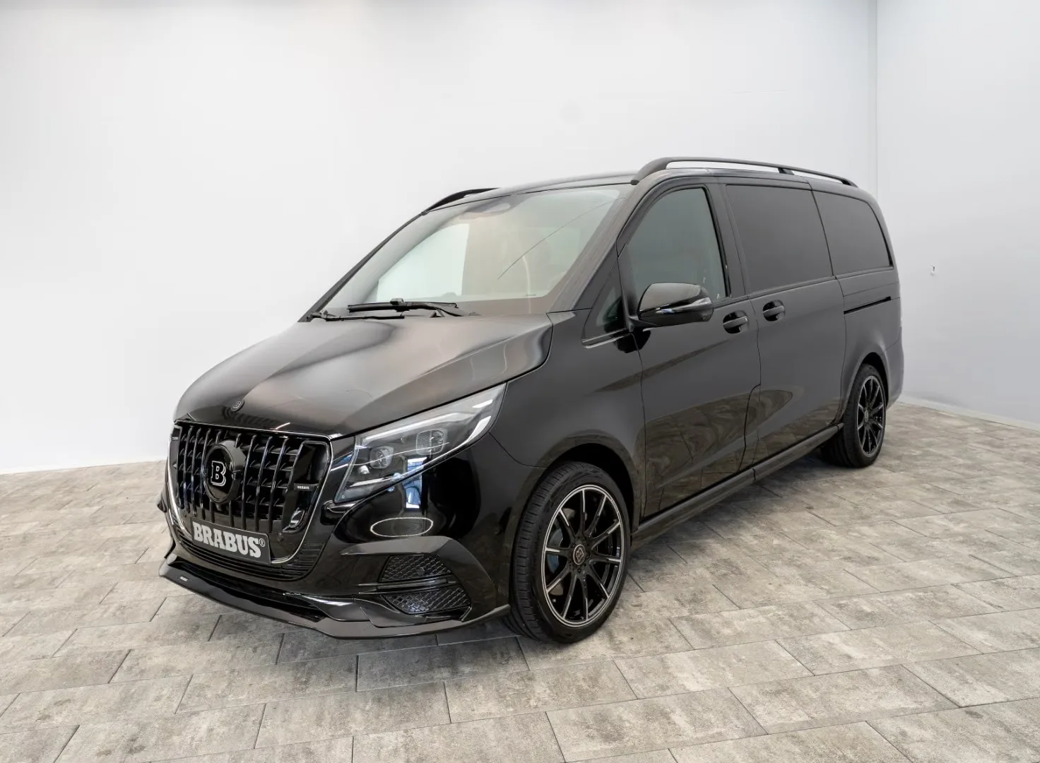 2026 Mercedes-Benz V 300 d 4MATIC Long, EXCLUSIVE BRABUS, 6/30