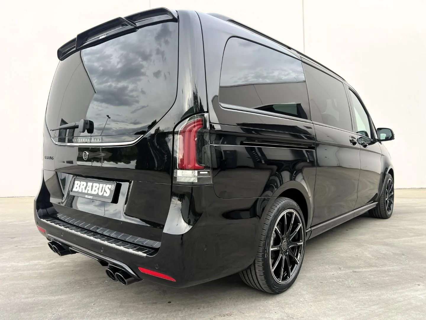 2026 Mercedes-Benz V 300 d 4MATIC Long, EXCLUSIVE BRABUS, 5/30
