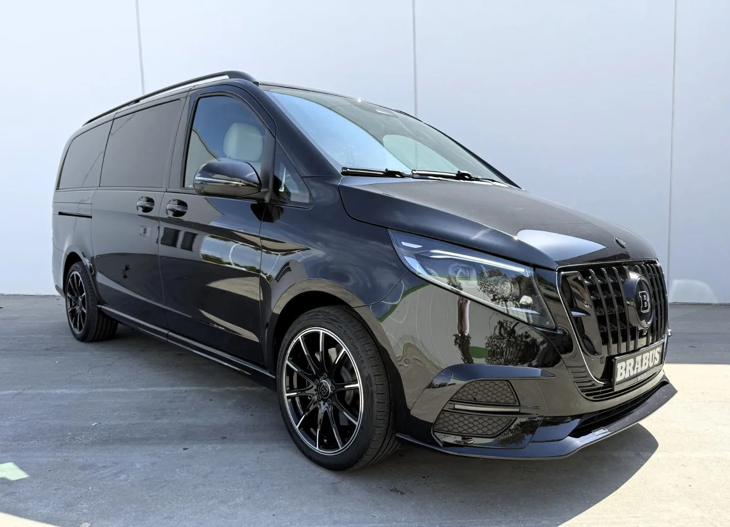2026 Mercedes-Benz V 300 d 4MATIC Long, EXCLUSIVE BRABUS, 6/30